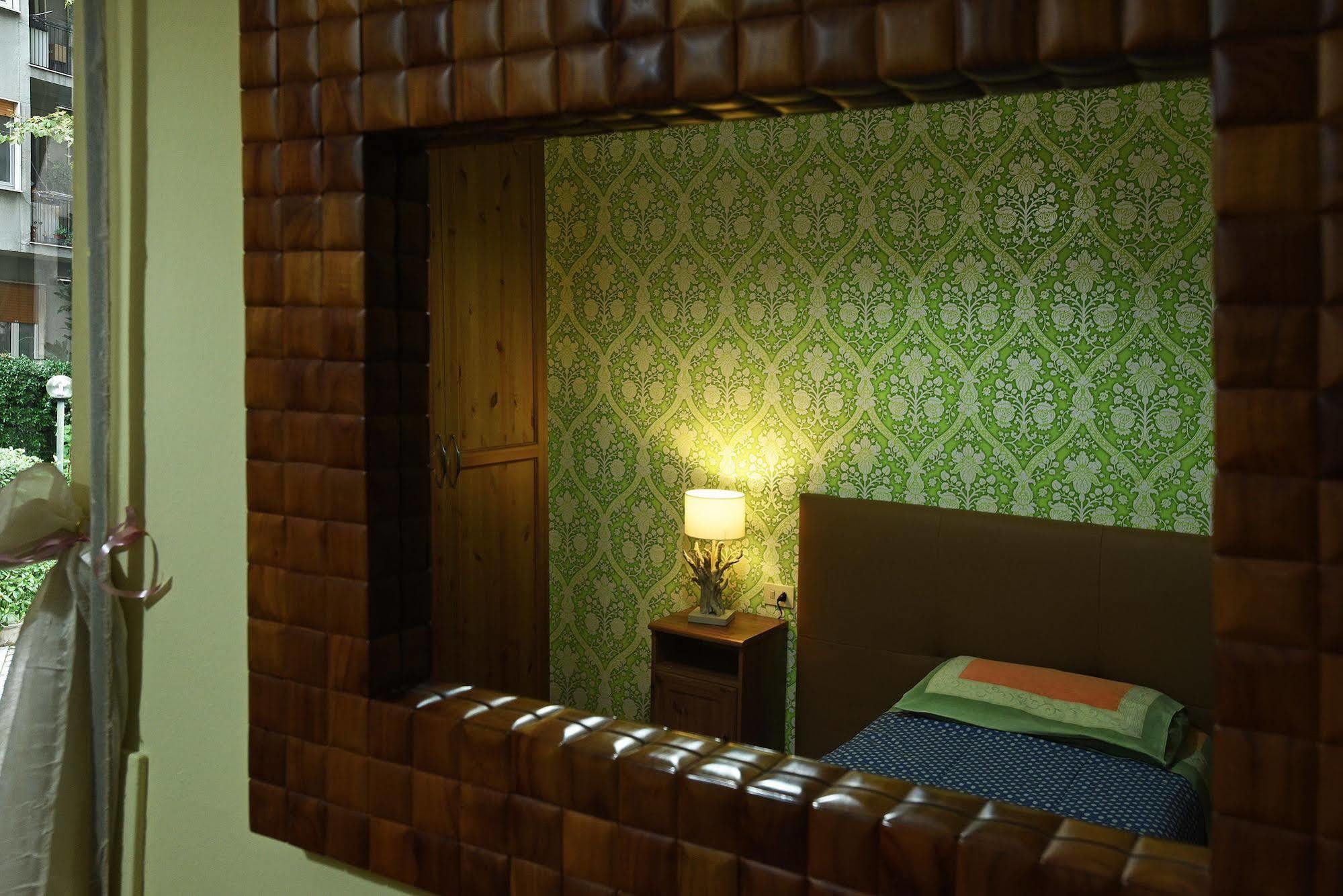 B&B Sant'Agostino Milan Bagian luar foto