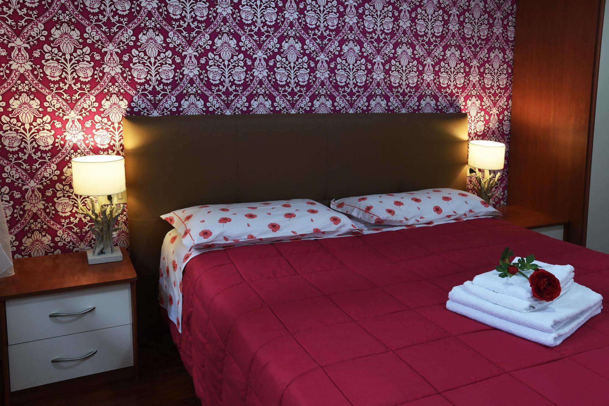 B&B Sant'Agostino Milan Bagian luar foto